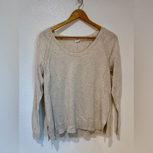 GAP Women’s Small Oatmeal Knit Sweater Long Sleeve Lightweight Pullover Granola